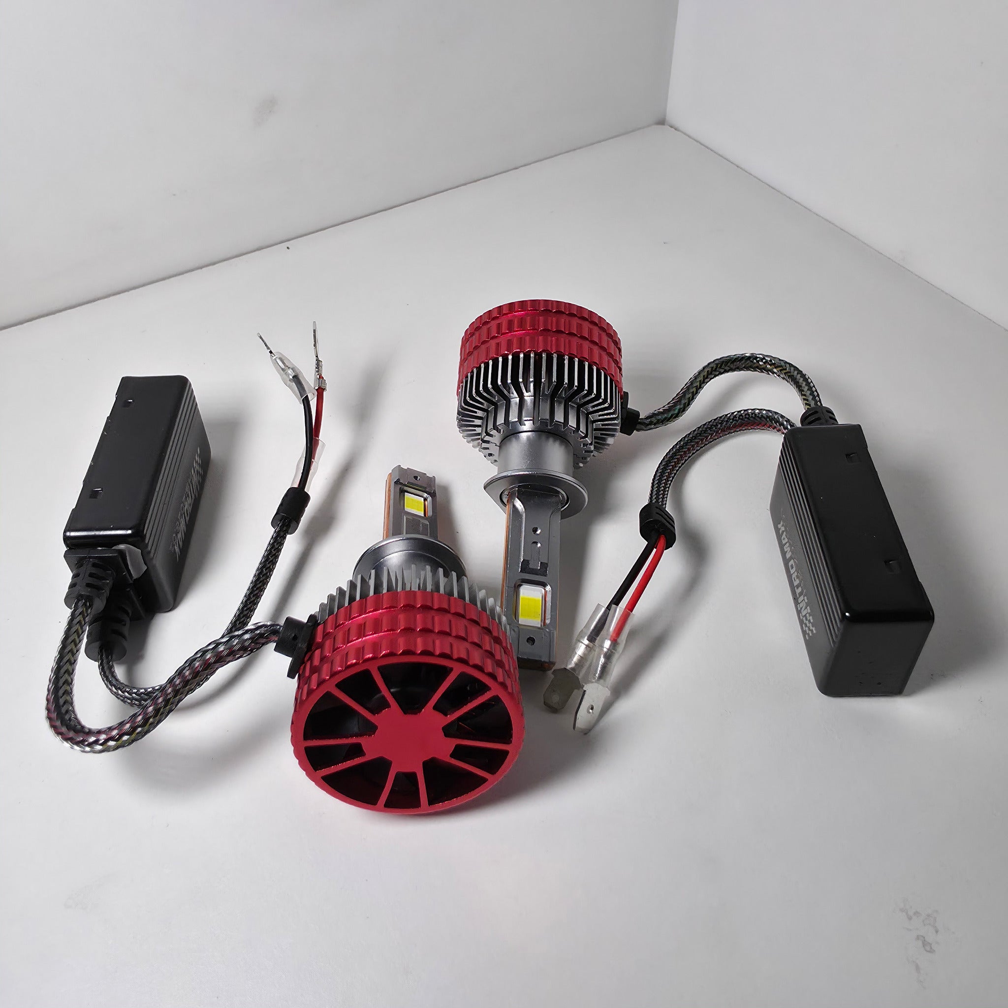 Kit de Focos LED H1 Premium Turbo - 200W / 40,000 Lúmenes