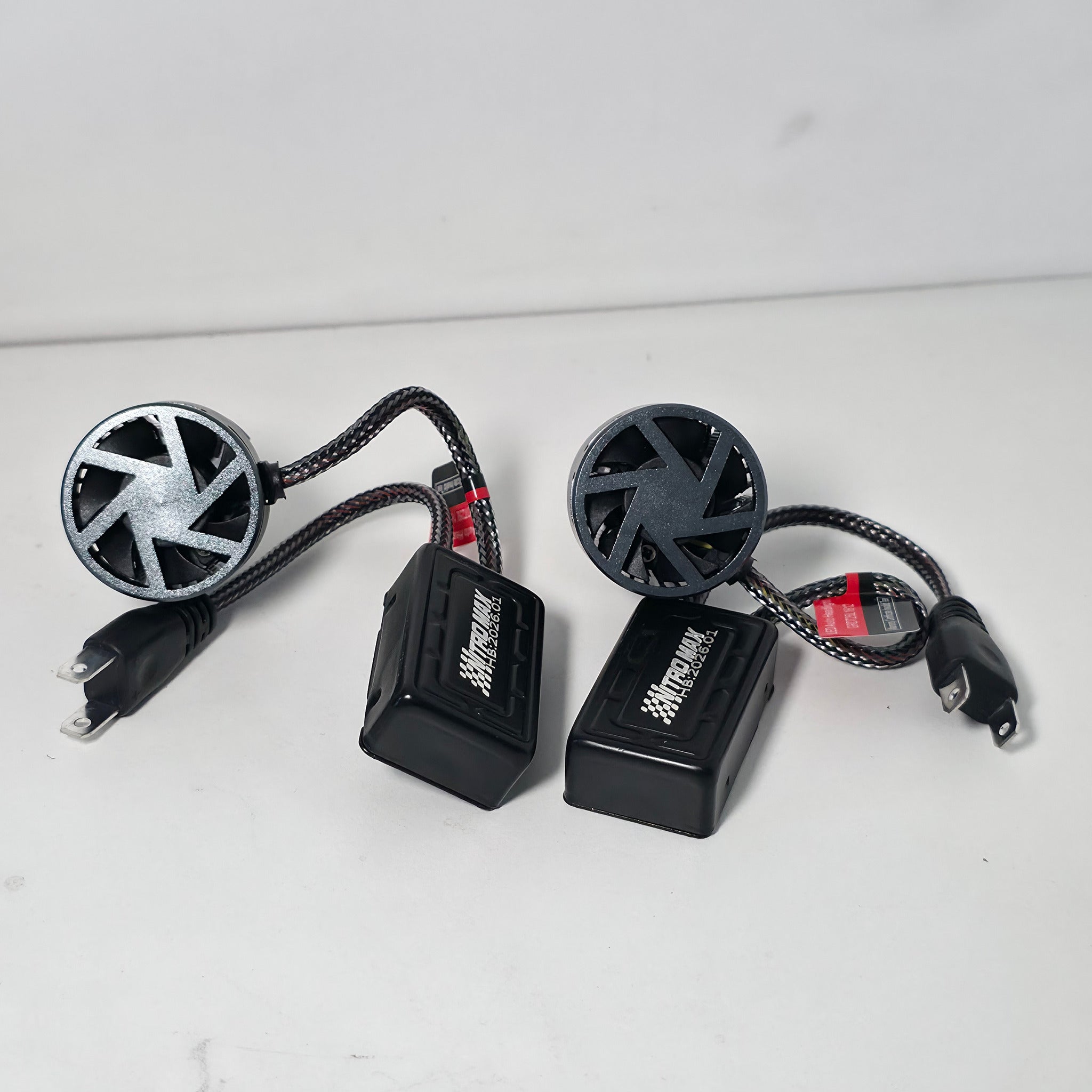 Foco LED H7 Nitro Max con cuerpo de aluminio grado aviación.