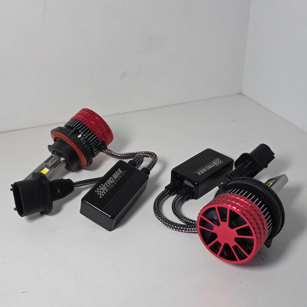 Focos LED H13 Nitro Max con módulos CANBUS integrados.