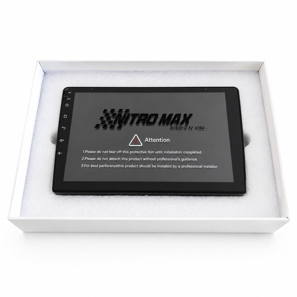 Radio pantalla táctil Nitromaxx de 9 pulgadas protegida dentro de su base de empaque original.